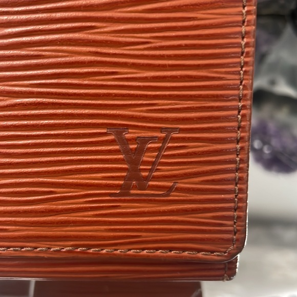 EUC, Auth Louis Vuitton Cipango Gold Long Epi Leather, Vintage - Picture 9 of 14